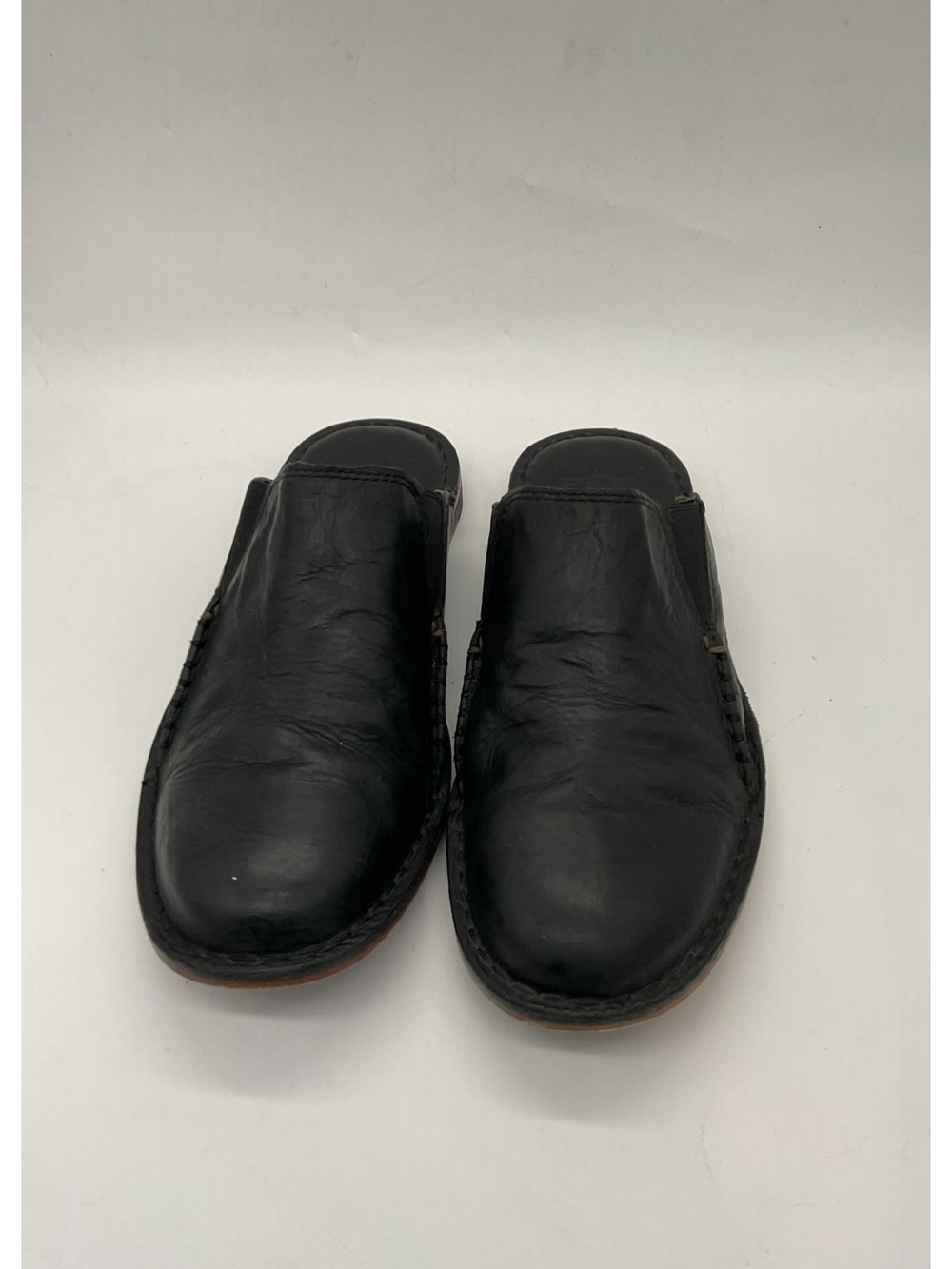 UGG Men's Black Leather Distressed Slip-On Mule